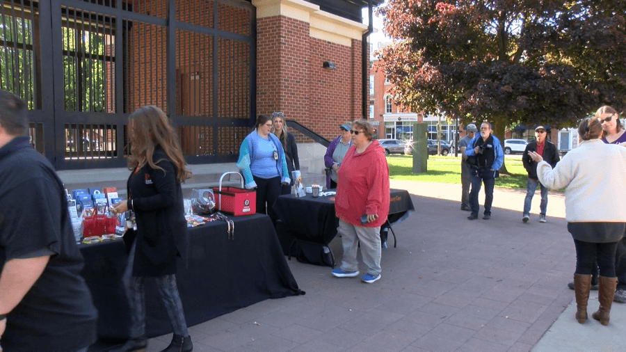 Advocates spread awareness about HIV and AIDS in Perry Square