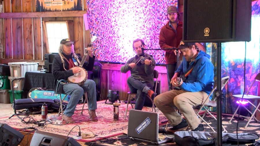 Dozens enjoy final day of Downtown Edinboro Art & Music Festival Sunday