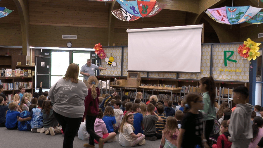 Grandview students learn about the buzz around bees for World Bee Day