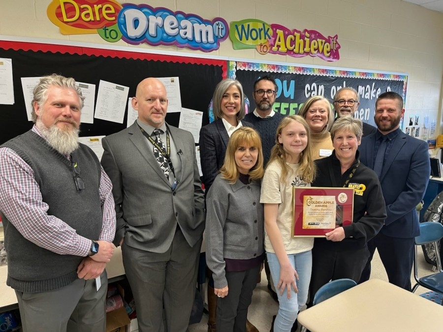 Golden Apple Award: Tammy Benovic – Iroquois Jr./Sr. High School