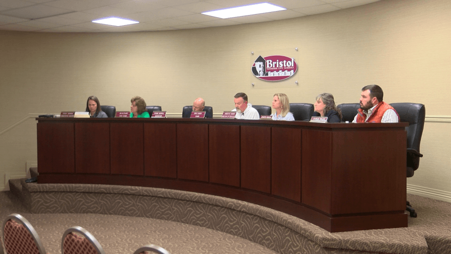 Bristol, Tenn. BOE approves bonuses for teachers, staff