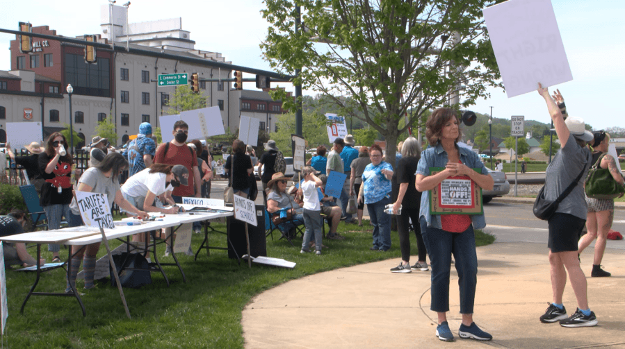 Indivisible Tri-Cities hosts protest and food drive in downtown Johnson City