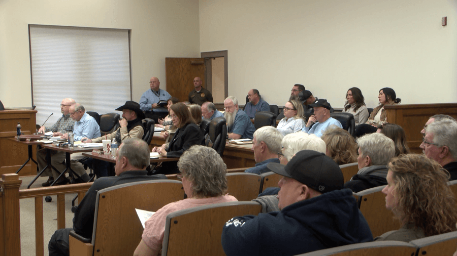 Amendment limiting public comment fails to pass Carter Co. Commission, petition to oust Woodby unsuccessful