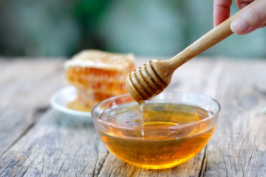 Coalition for Kids receives 2,160 bottles of honey