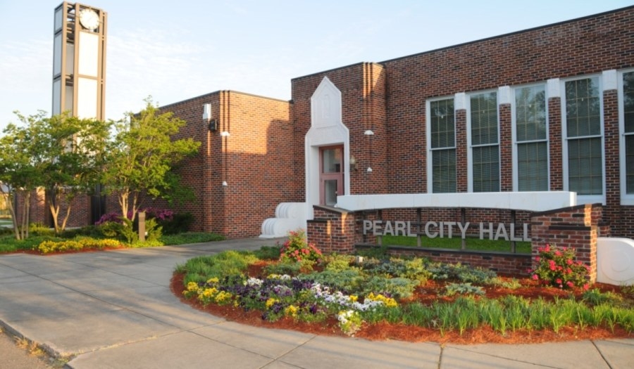 When will Pearl host 2025 Amnesty Day?