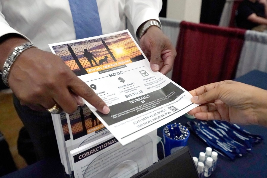 What are Mississippi's highest and lowest paying jobs?