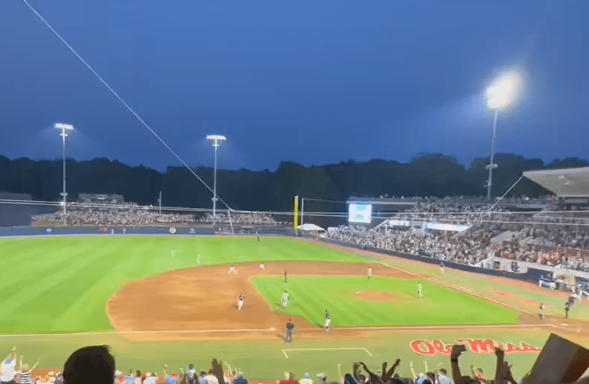 Murray State beats Ole Miss to reach super regionals