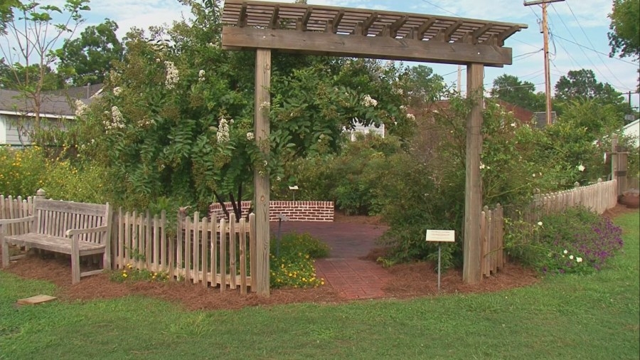 Union County Museum celebrates Faulkner with garden