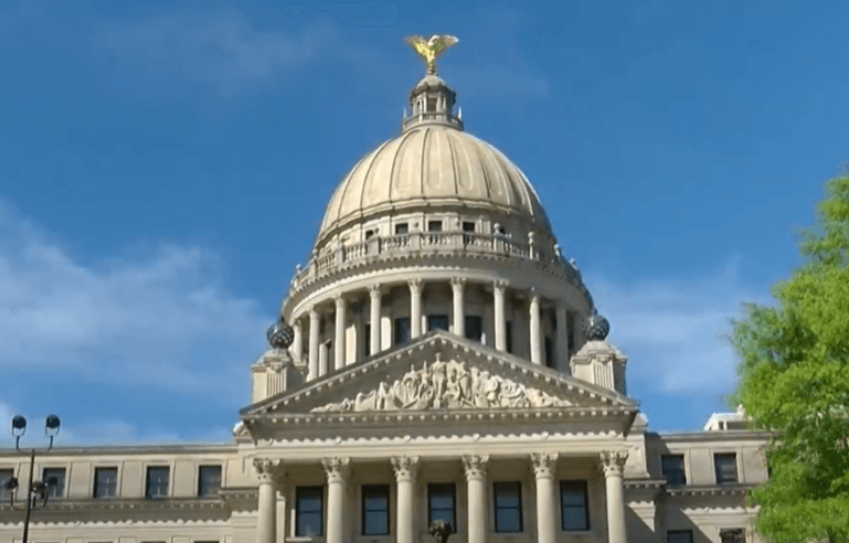 Mississippi lawmakers pass $7 billion budget in special session