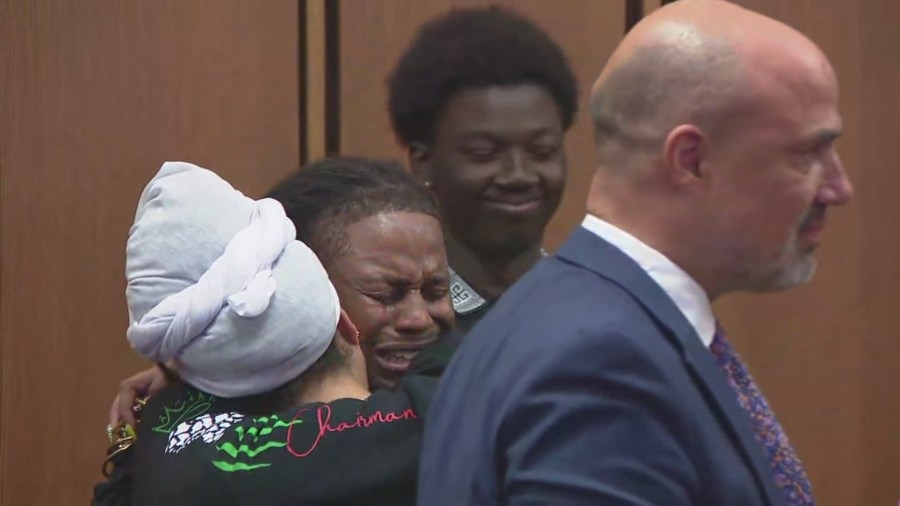 Jury acquits Cleveland activists of extortion, intimidation