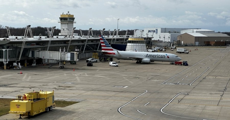 Another plane incident at Cleveland Hopkins International Airport: I-Team