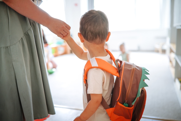 Kindergarten redshirting sparks debate