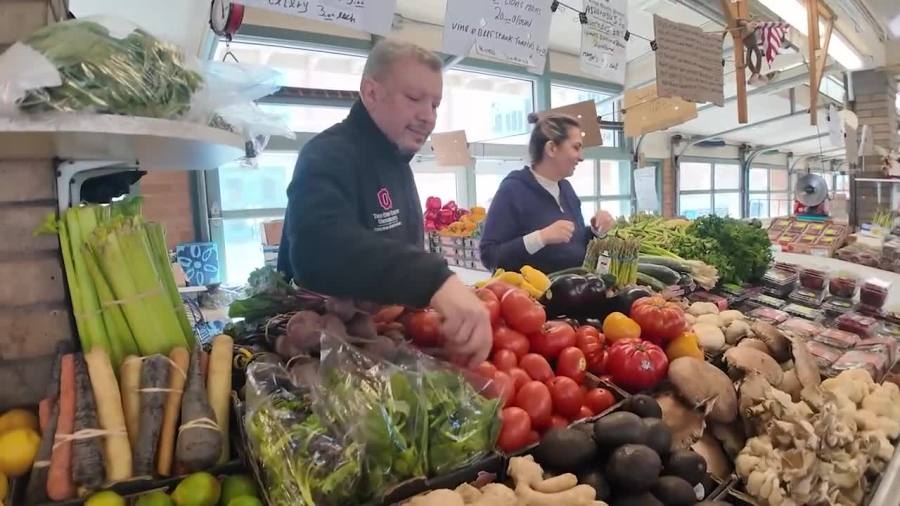 Produce merchants say lease at West Side Market was unfairly not renewed