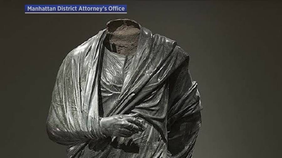 Cleveland Museum of Art to return looted, headless, bronze statue to Türkiye