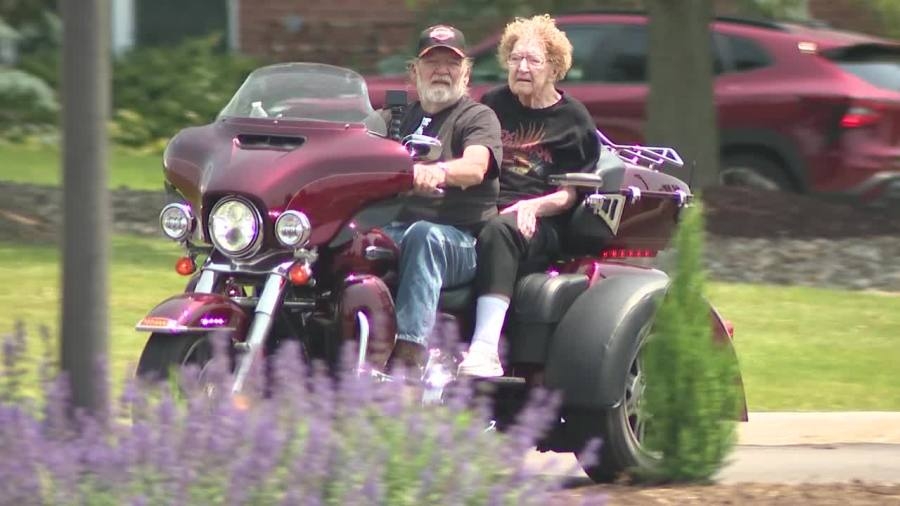 One last ride: 98-year-old woman with dementia honored with ‘Gift of a Day' in Massillon