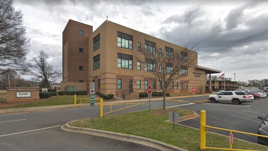 Harding University HS teacher accused of sending inappropriate messages to a student: CMPD