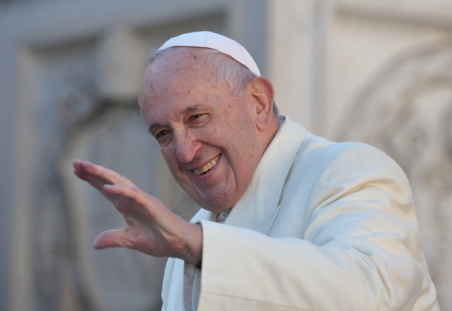 Charlotte churches to hold evening masses mourning Pope Francis