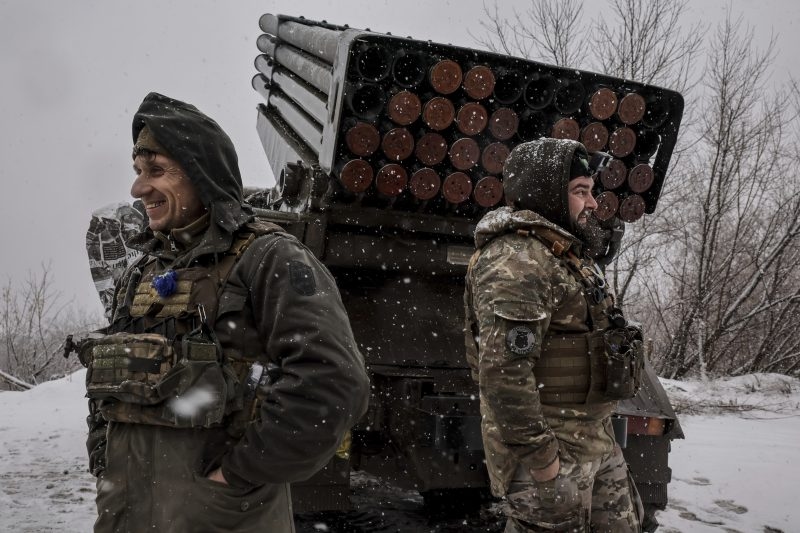 American and Russian officials hold talks to end war without Ukraine