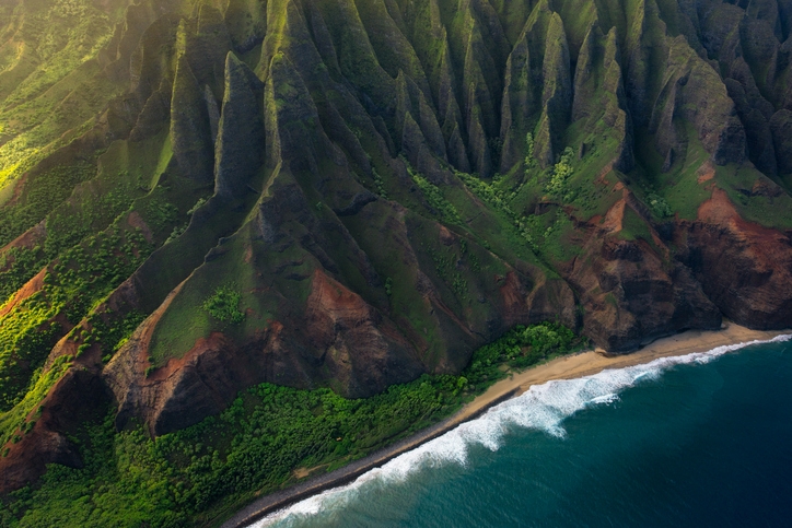 California culinary star dies after hiking in Hawaii