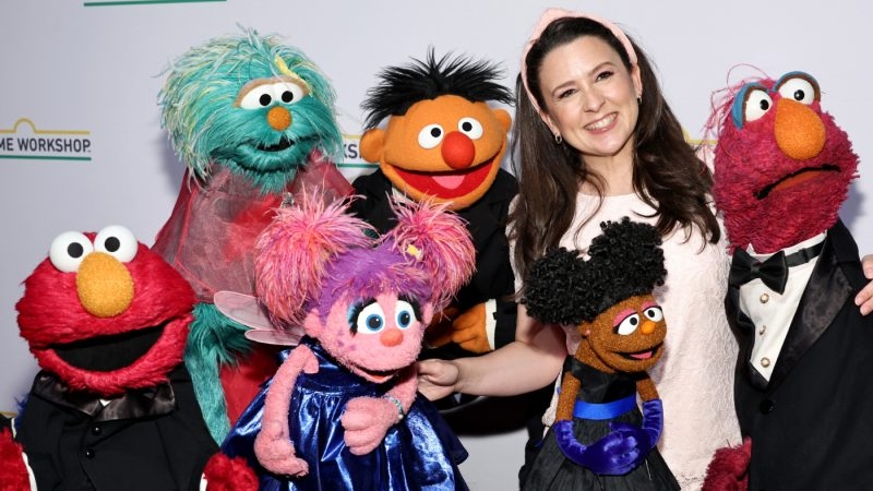 Group calls for investigation into Ms. Rachel over posts about Gaza children