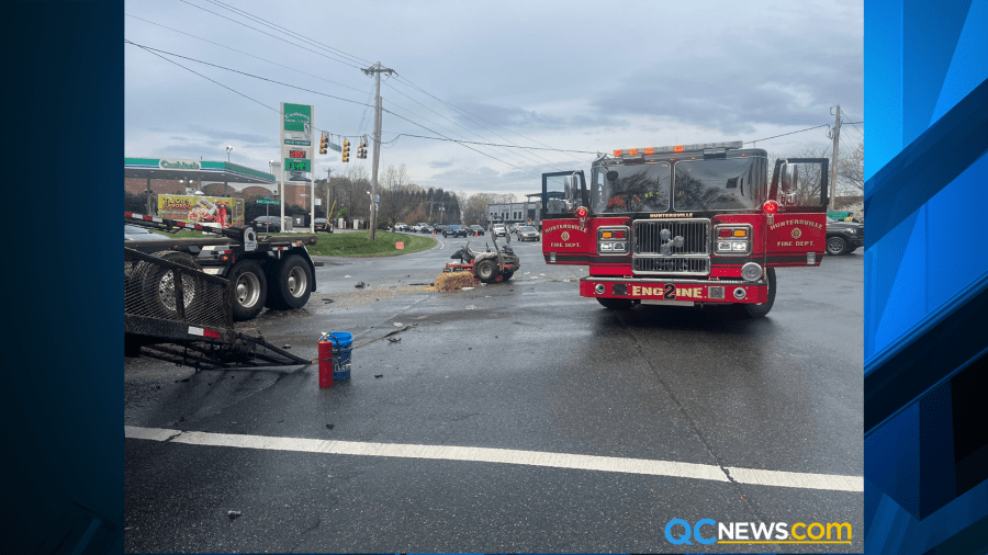 Serious Huntersville crash injures two: Fire Dept.