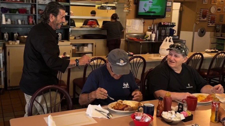 Gordon Ramsay bringing new TV show to the Valley
