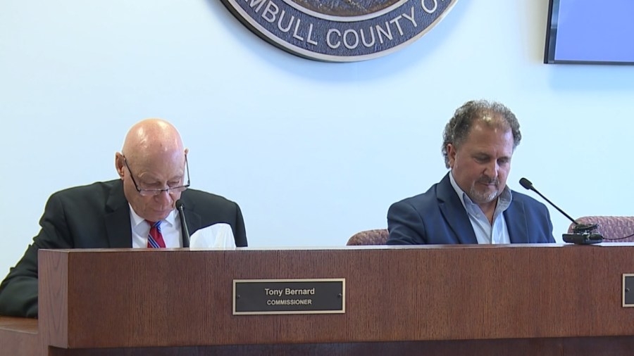 Commissioners worry federal funding cuts will impact Trumbull County residents