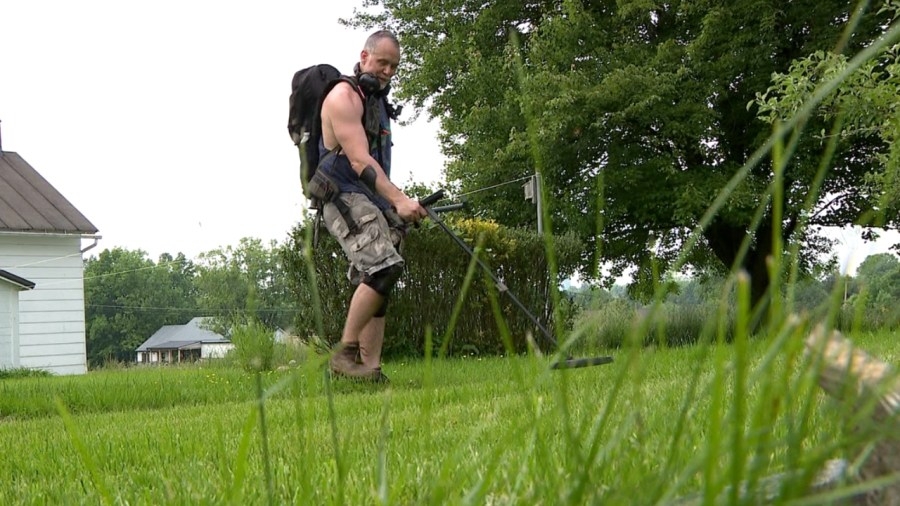 Local teacher searches for history; Can he use your yard?