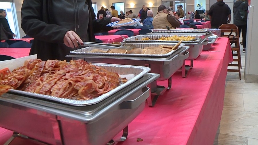 Breakfast fundraiser goes toward controlling cat population