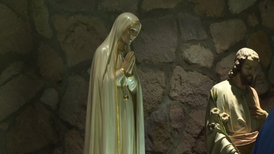 Statue of Our Lady of Fatima makes stop in the Valley
