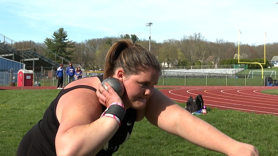 Local shotput thrower sets best mark in the state
