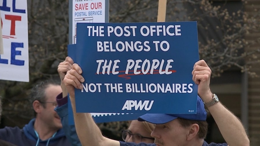 Union hosts rally in Youngstown against post office privatization