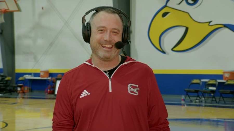 Columbiana coach celebrates buzzer-beater win