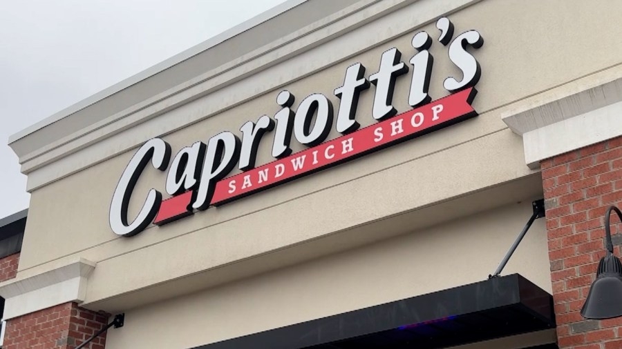 Sandwich shop looking to stack up team members