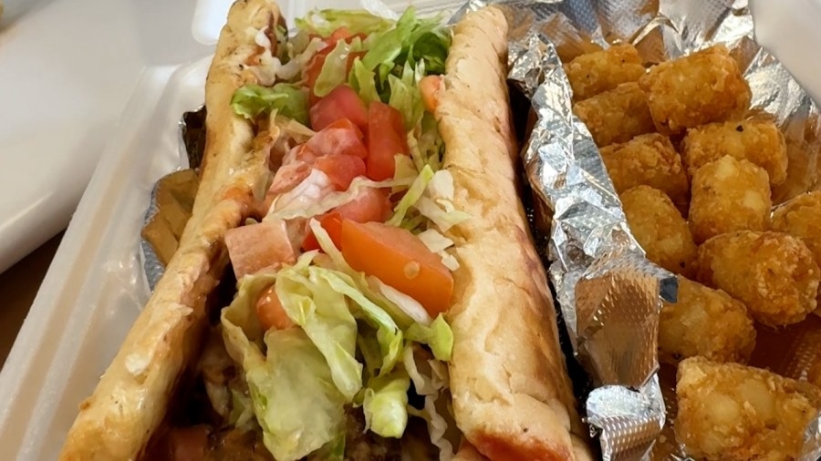 Shaffer's Deli: Wings, subs, and famous chopped cheese