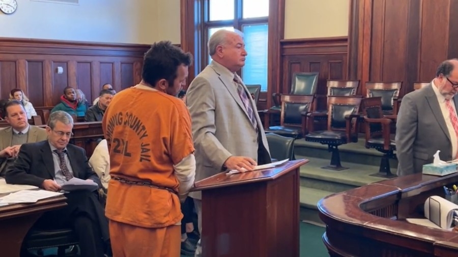 Prosecutors seek to revoke bond of rape suspect for allegedly contacting victim
