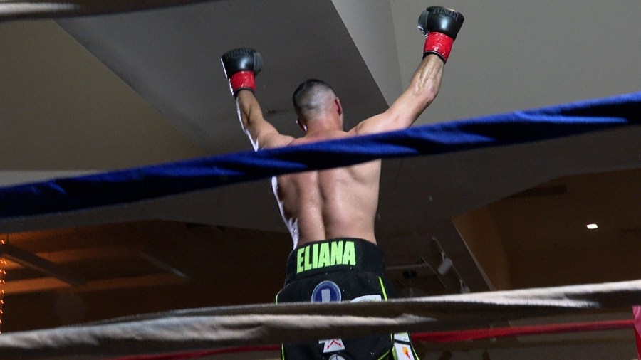 Rosenberger wins final professional boxing bout by unanimous decision