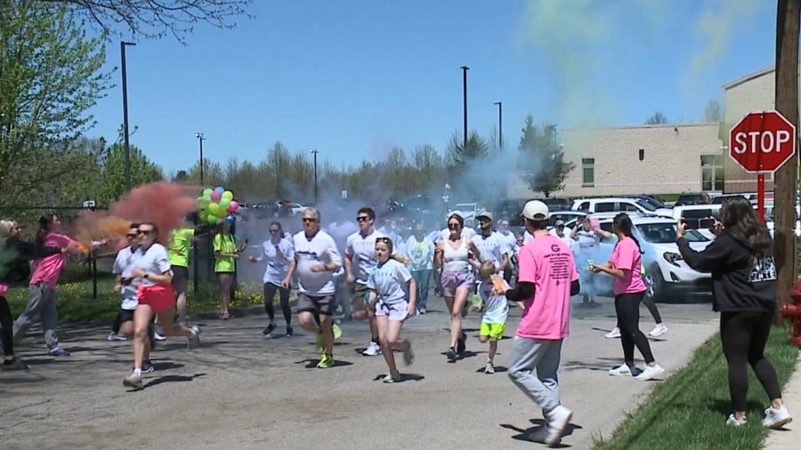 Girard community gathers for Color Run to benefit Emmanual Center