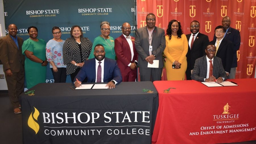 Bishop State, Tuskegee University sign partnership