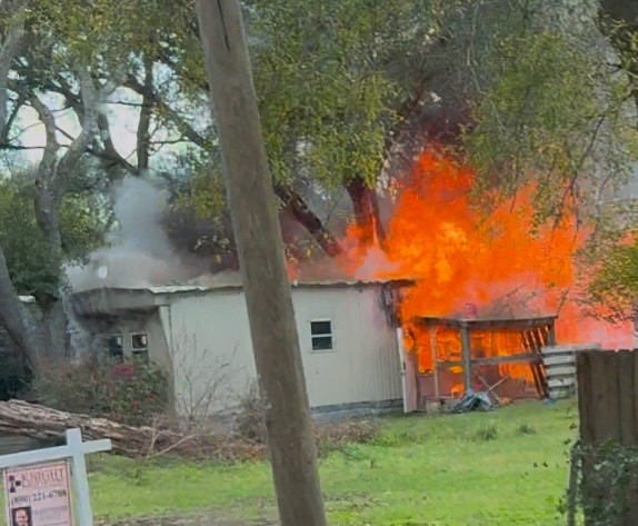 Pensacola mobile home destroyed in fire: ECFR
