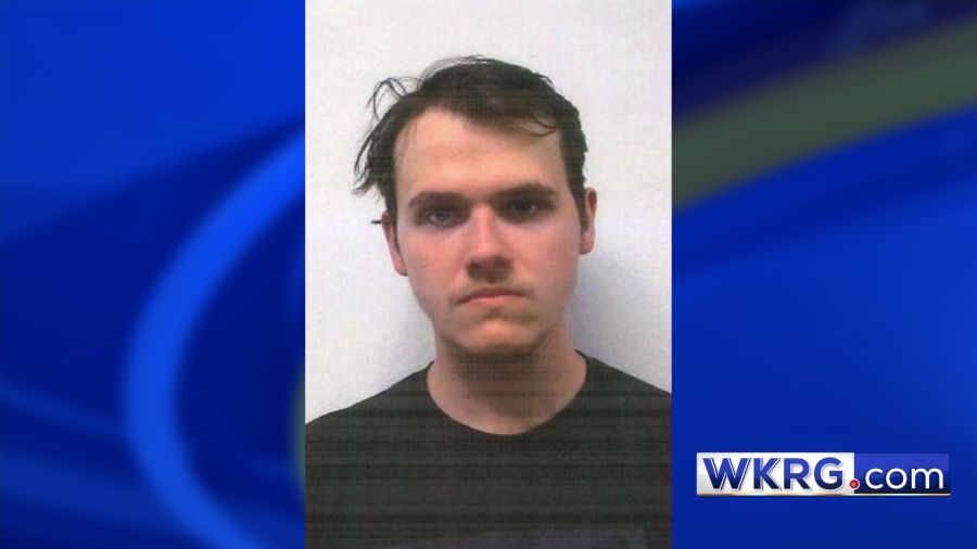 Oklahoma man accused of making bomb threat toward S.S. United States