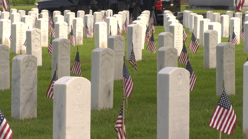 Mobile veterans host ceremony to honor fallen heroes on Memorial Day