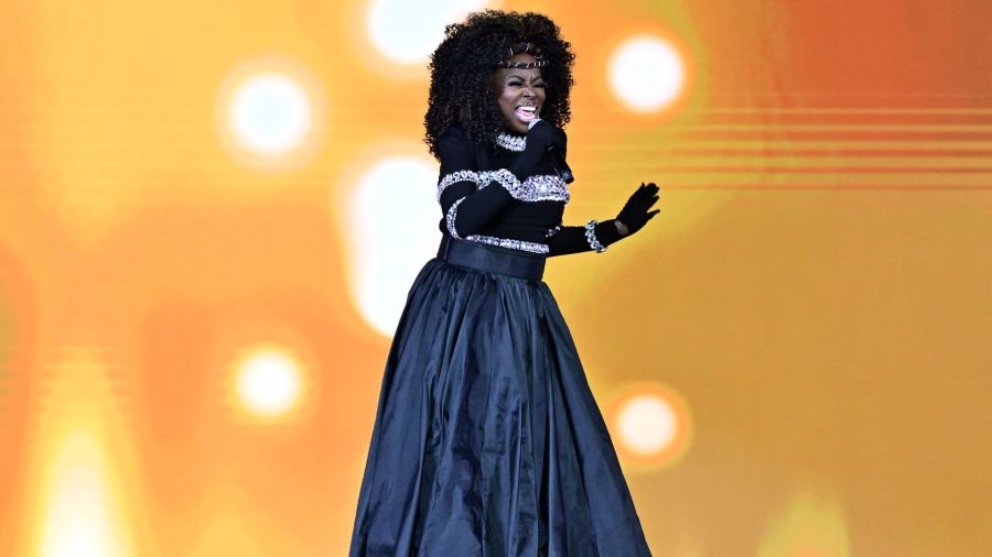 Angie Stone dies in car crash after performing at MAMGA Grand Marshal's Ball