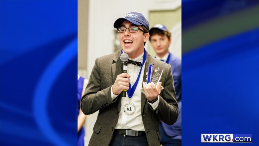 Fort Walton Beach High senior makes history, winning his second national Incubate Debate Championship