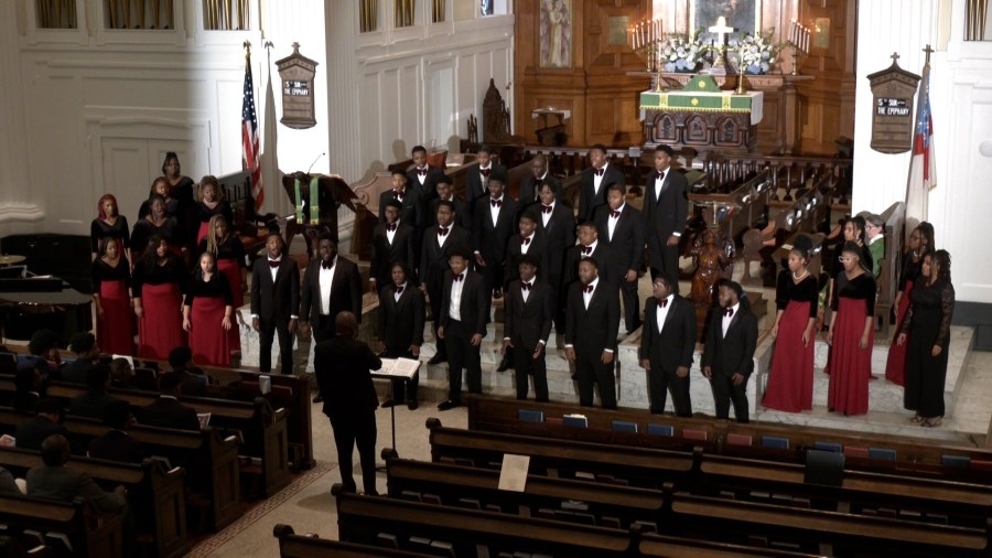 Mobile church bridges racial divide through song, history