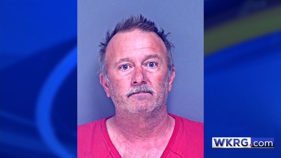 Loxley man accused of sexually abusing 2 girls: BCSO