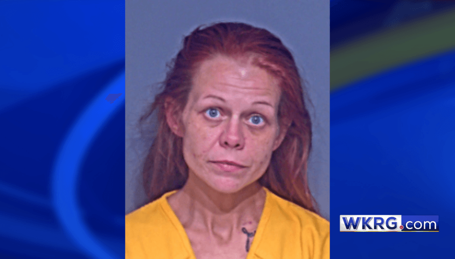Mississippi woman arrested in Daphne after stealing cars, injuring 2 corrections officers: DPD