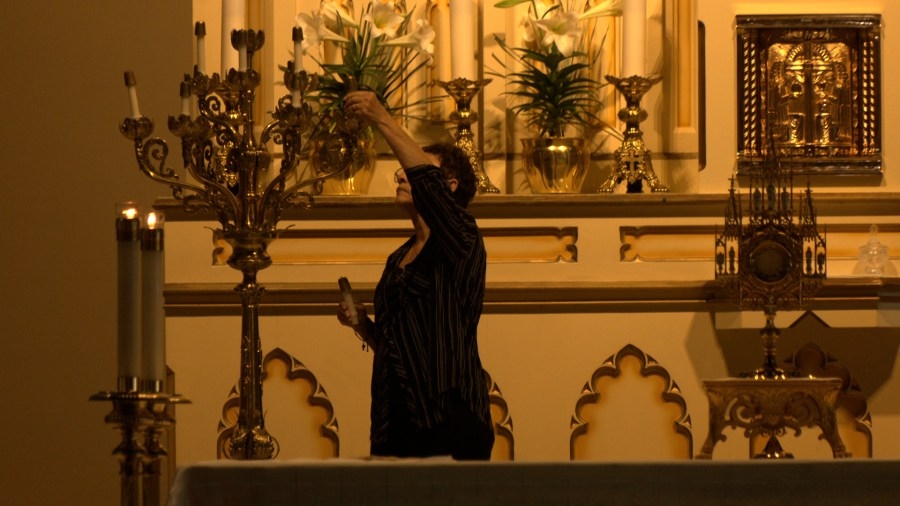 Pensacola gathers to mourn the late Pope Francis
