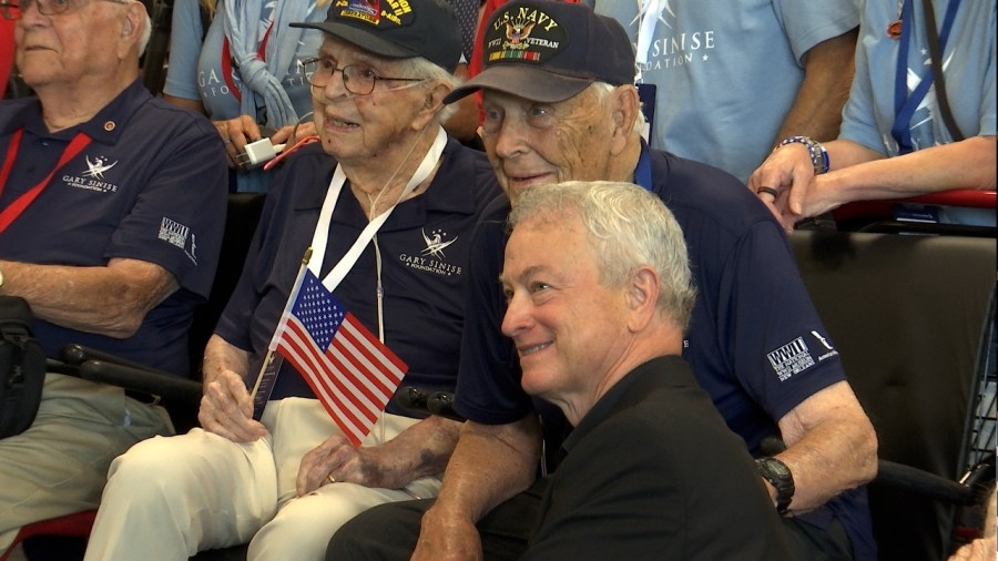 WWII veterans honored in special heroes send-off at Nashville International Airport