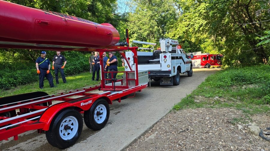 Good Samaritans help rescue man swept down river, Maury County officials say